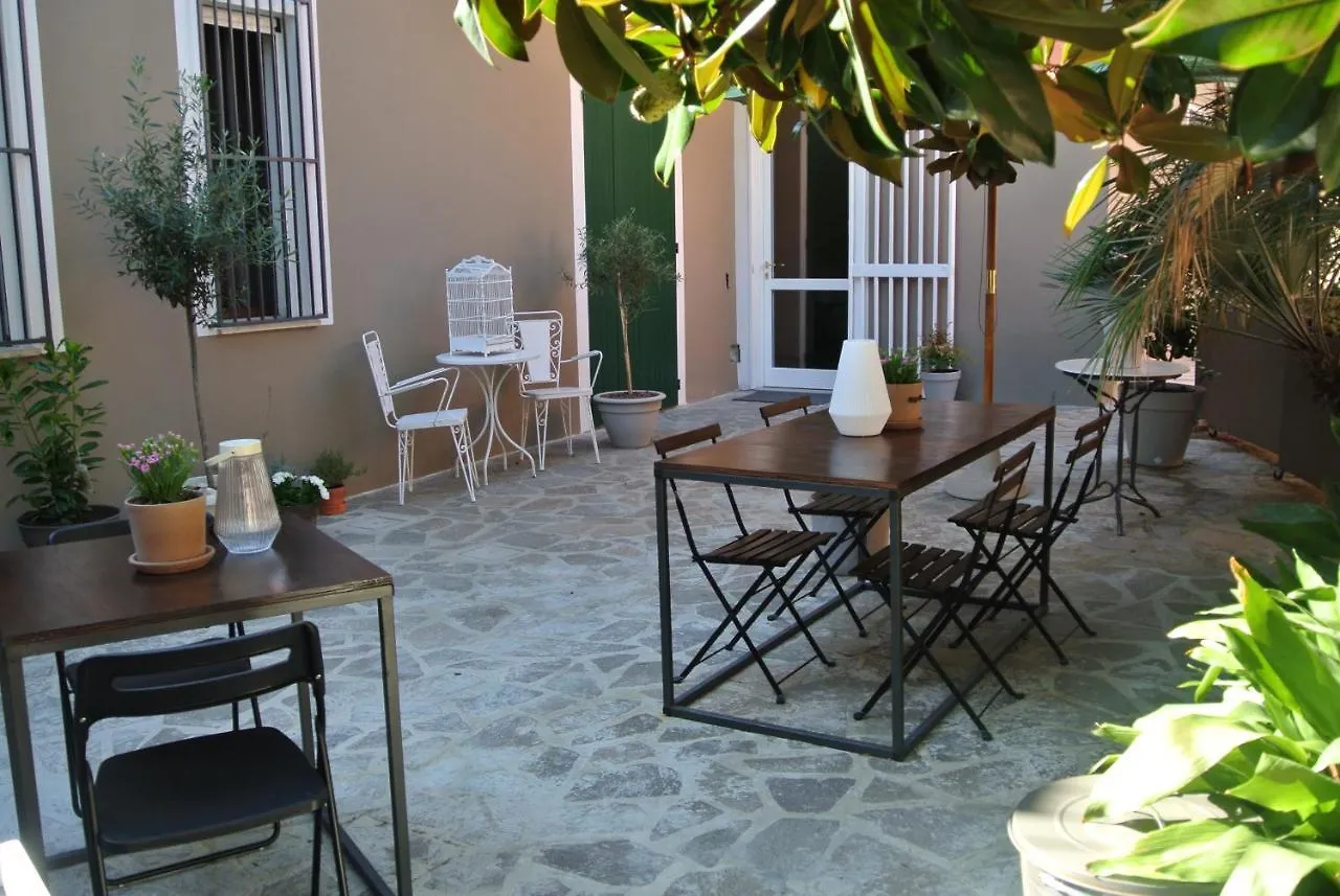 Quarantavasi Bed and Breakfast Ravenna Bed & Breakfast